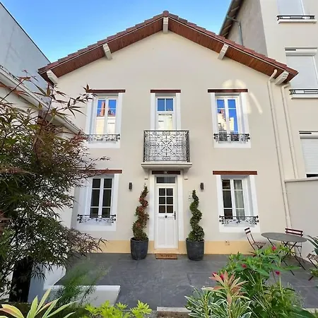 Villa La Roseraie Vichy Exterior photo